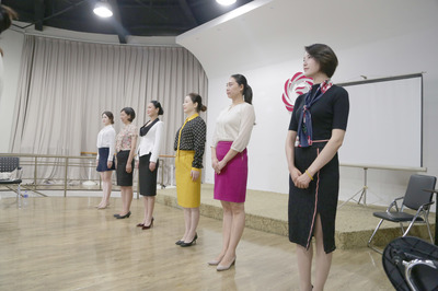 服務禮儀實訓班今日開班，提升專業素養正當時
