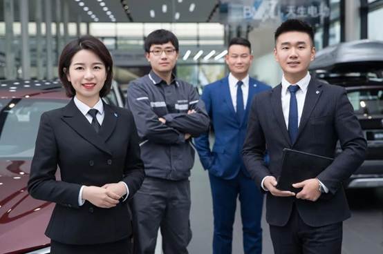 南京中升之寶服務(wù)升級(jí) | 走進(jìn)BMW卓越客戶體驗(yàn) 禮儀服務(wù)