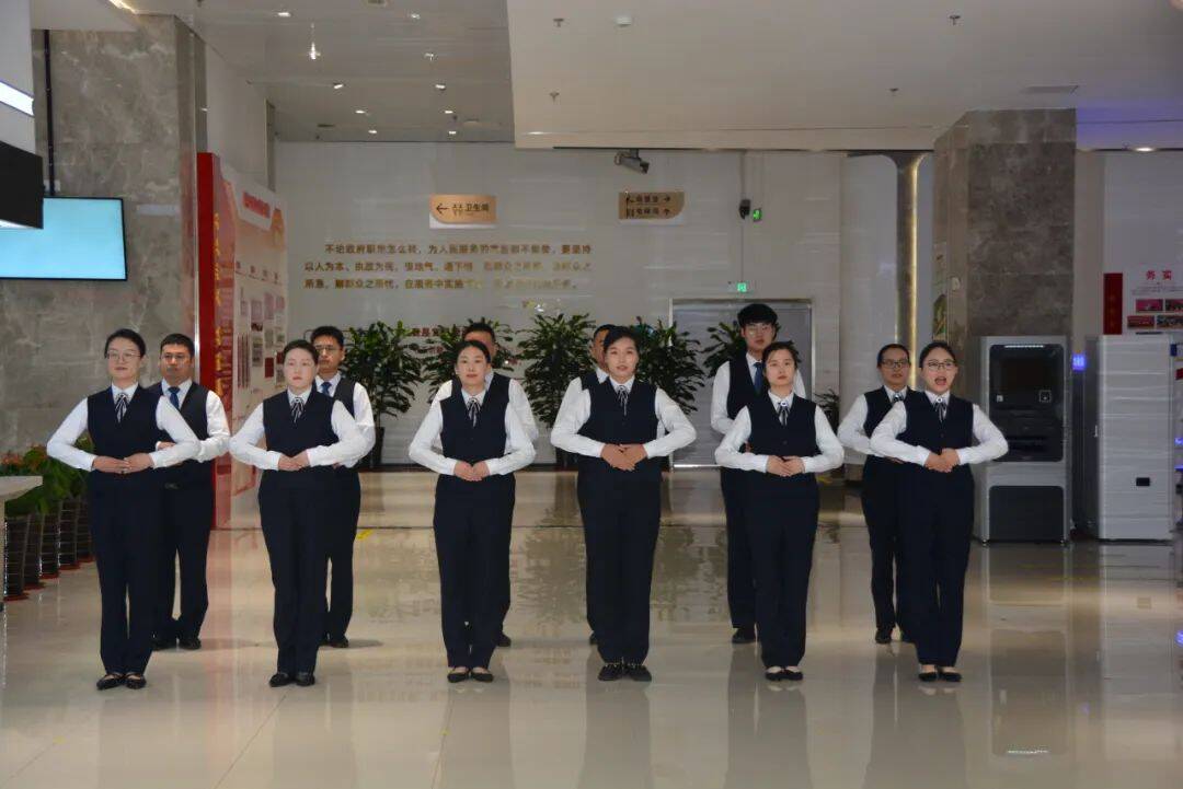 以賽促干！濰坊市坊子區(qū)政務(wù)服務(wù)大廳舉辦文明服務(wù)禮儀“大比武”